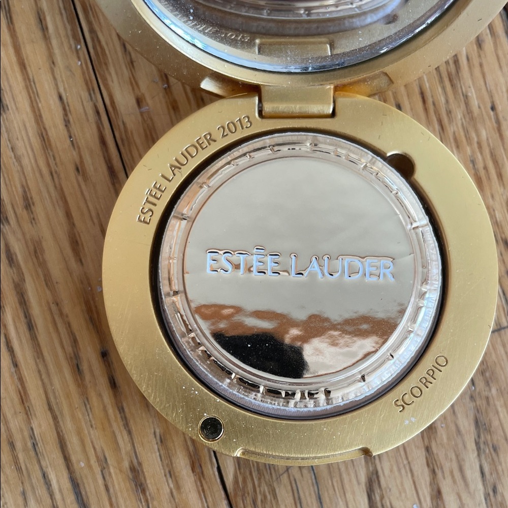 Estee Lauder Travel Size Gold Compact with Mirror - Picture 3 of 5